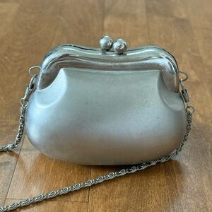 Sleek Silver Kiss-Lock Crossbody Clutch